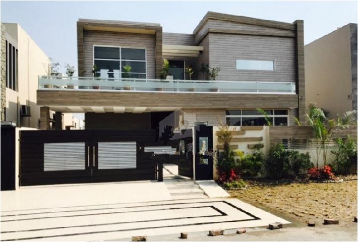 Top Design Out Class Bungalow Of 1 Kanal Full Basement