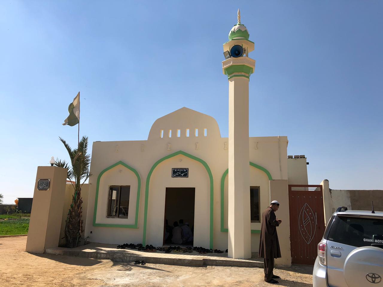 PLOTS LAND : Farm Houses on installments for Sale